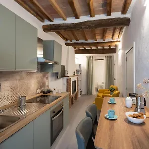 https://la-casa-di-anna-abbadia-san-salvator.it-tuscanyhotel.com