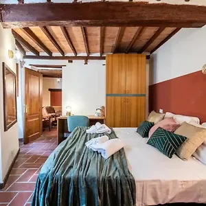 https://wave-house.it-tuscanyhotel.com